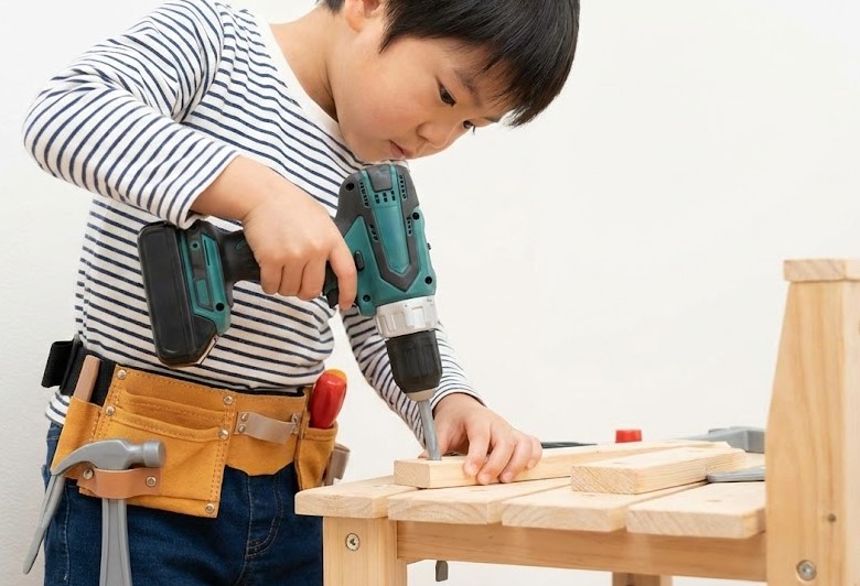 本物そっくりでリアルなおもちゃのドリルの特徴