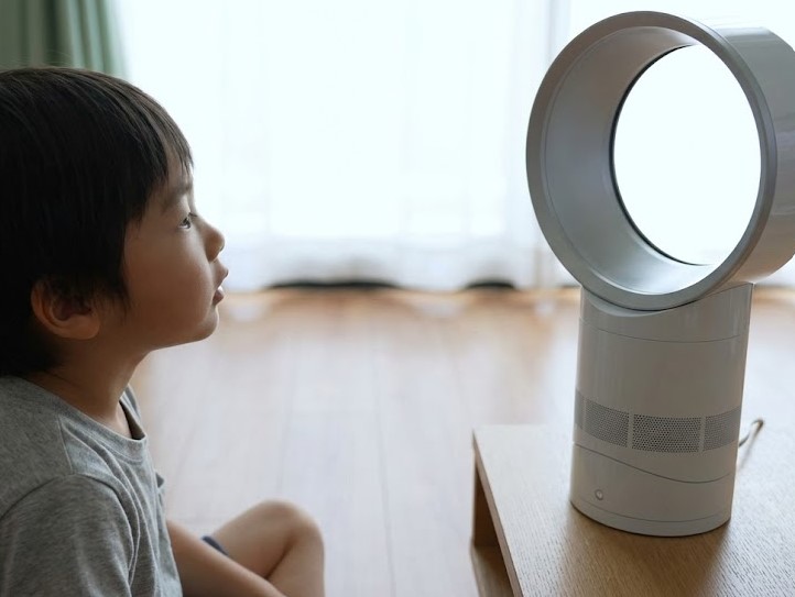 扇風機やタイヤなど特定の回転物に惹かれる背景